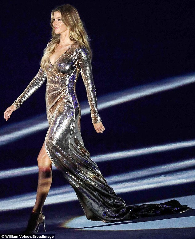 Gisele Bundchen  Louis vuitton, Gisele bundchen, Cheap louis